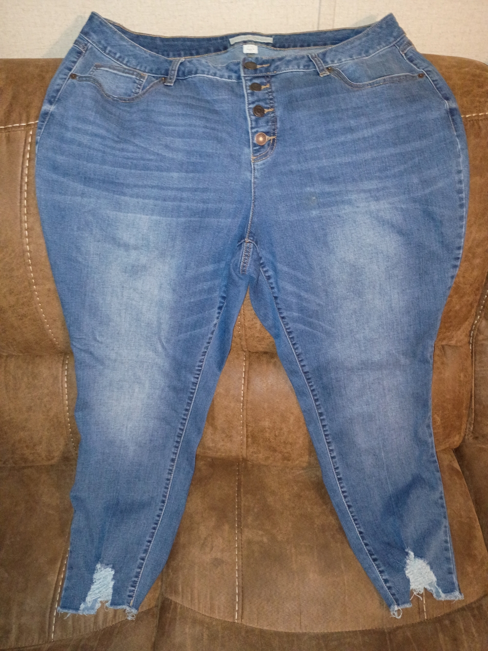Classic High-Rise Blue Women’s Jeans with Button Fly